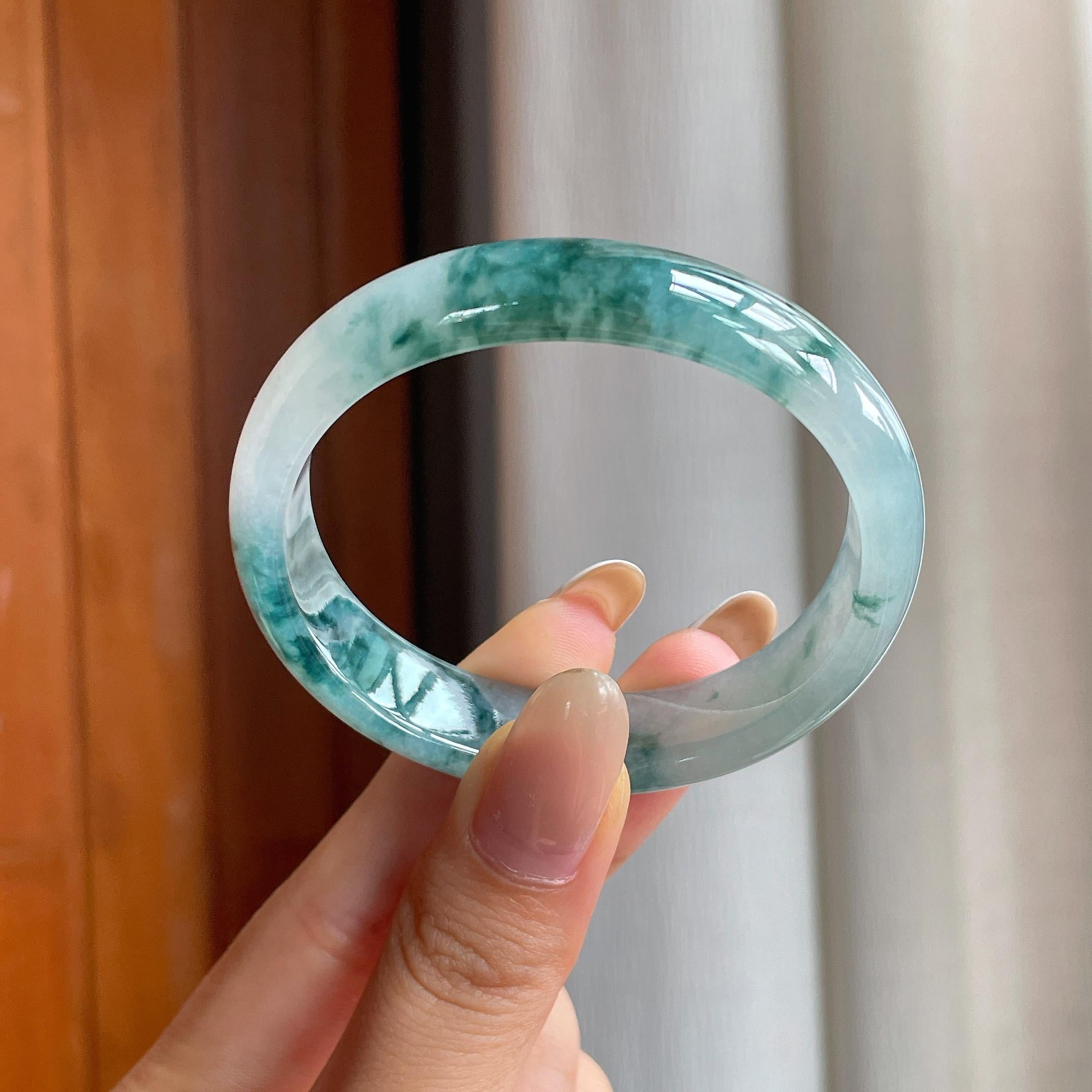 飘花翡翠猫 冰飘花翡翠贵妃镯（52.4mm)（yc403976） – 思懿家