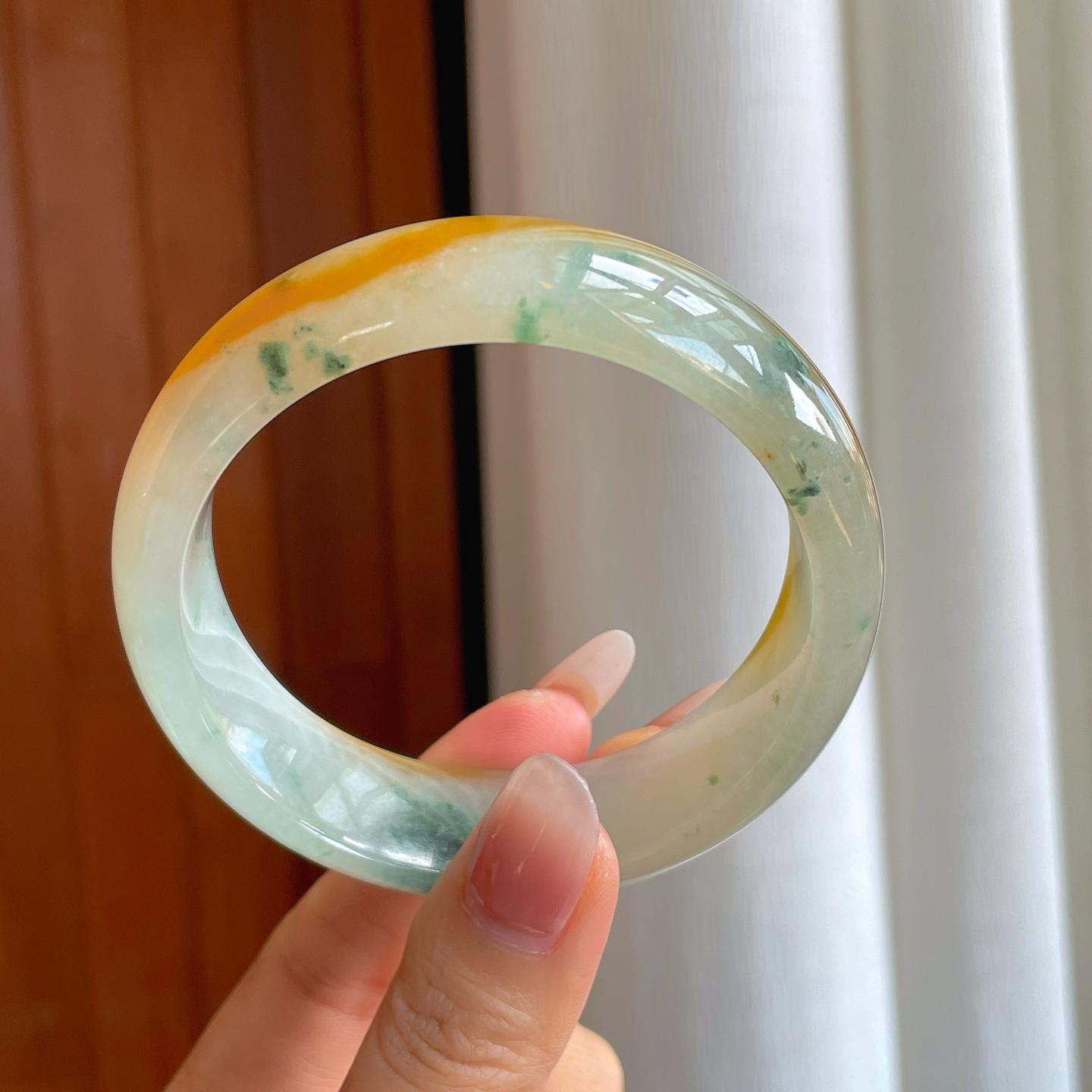 冰种黄翡飘花宽版特色平安镯（60.6mm）（yc310756）