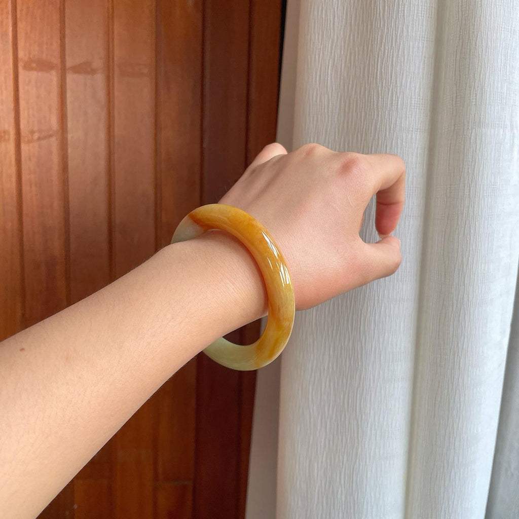 糯冰红翡翡翠圆条手镯（57mm）（yc400199）