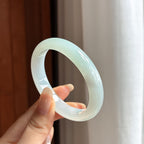 细糯种淡底色贵妃镯 53圈 天然缅甸A货翡翠（yc460678）