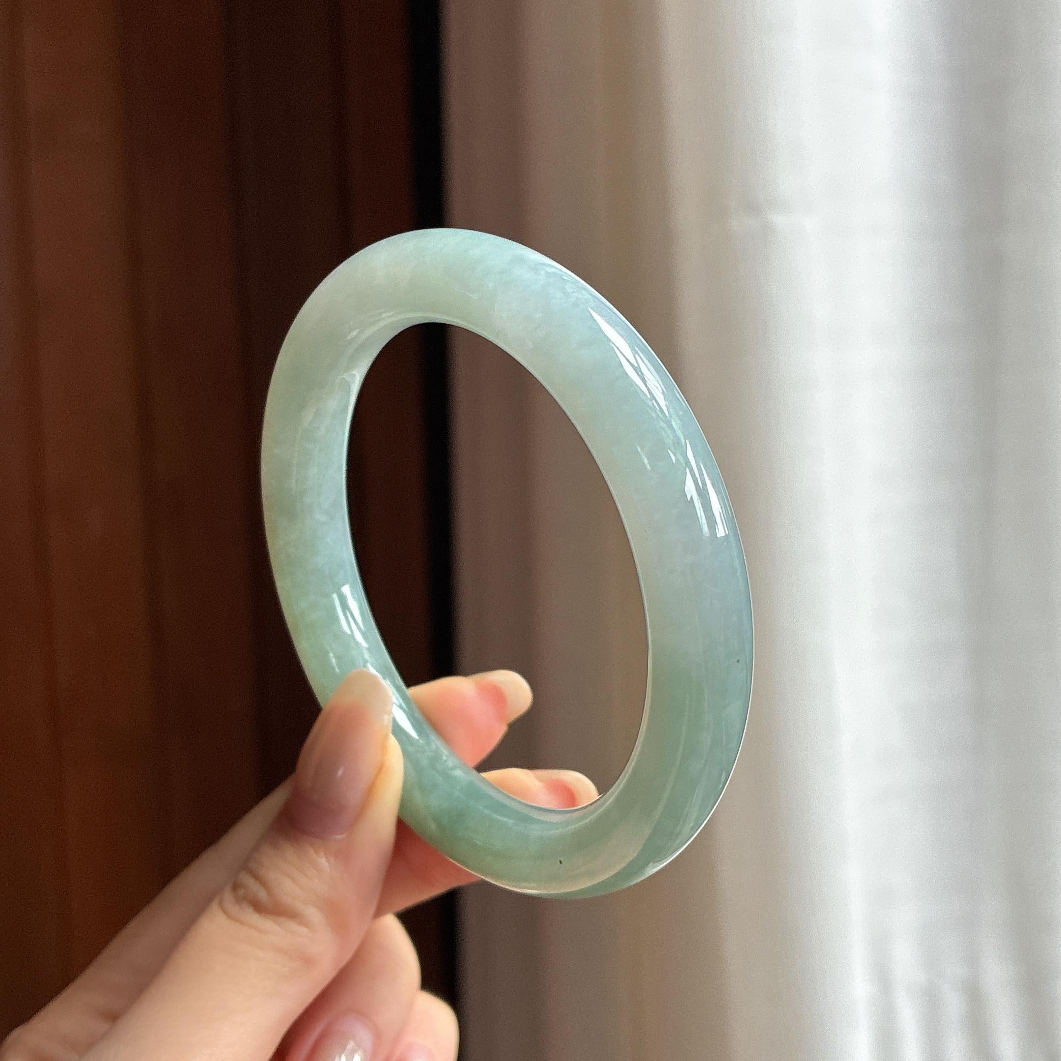 细糯种半山半水圆条手镯 57圈 天然缅甸A货翡翠（yc455078）