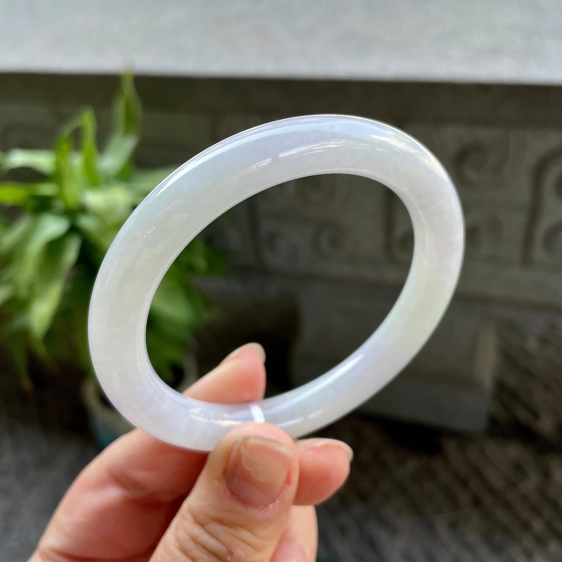 细糯种淡晴底圆条手镯（55.8mm）（yc310097）