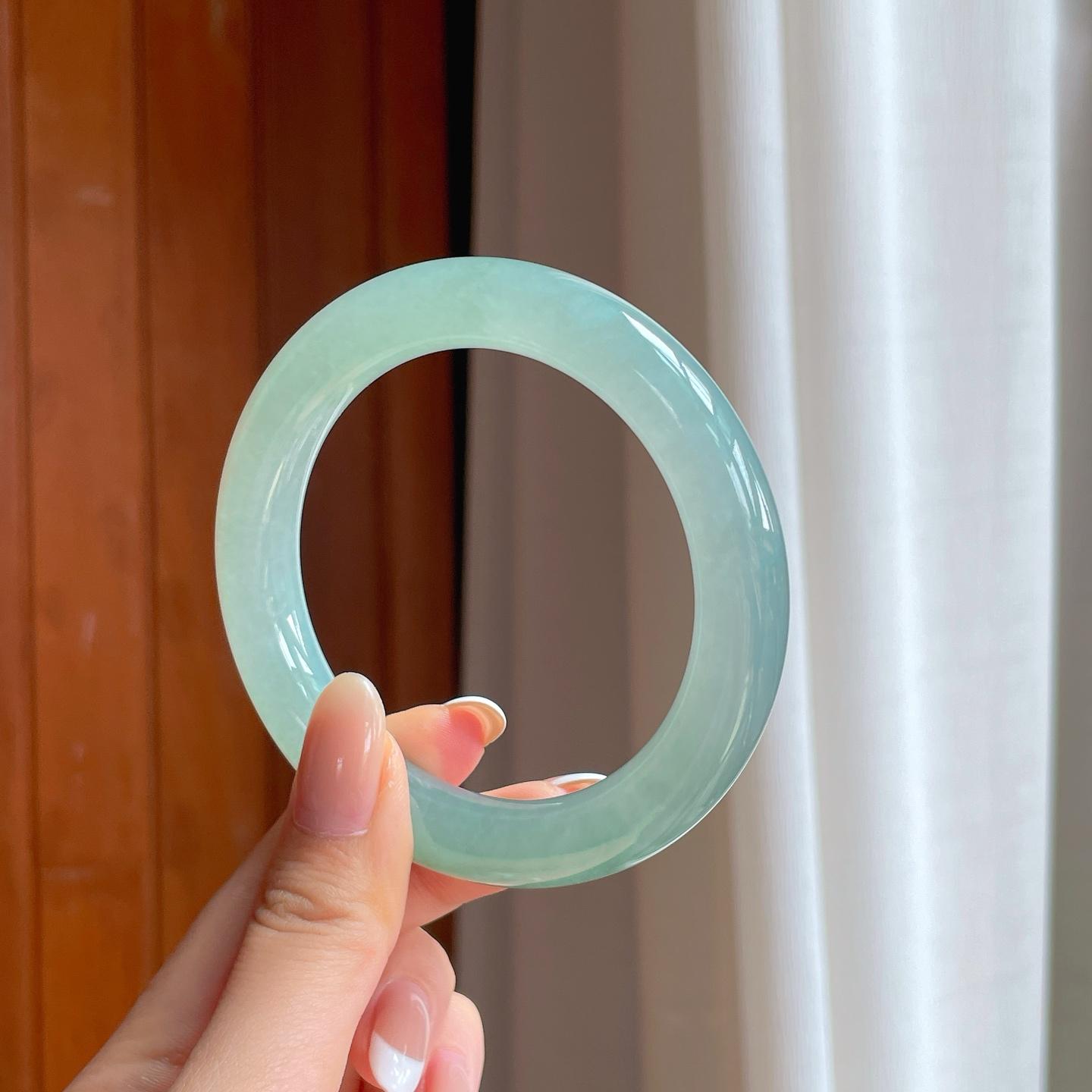 冰种晴底翡翠圆条手镯（58.4mm)（yc388730）
