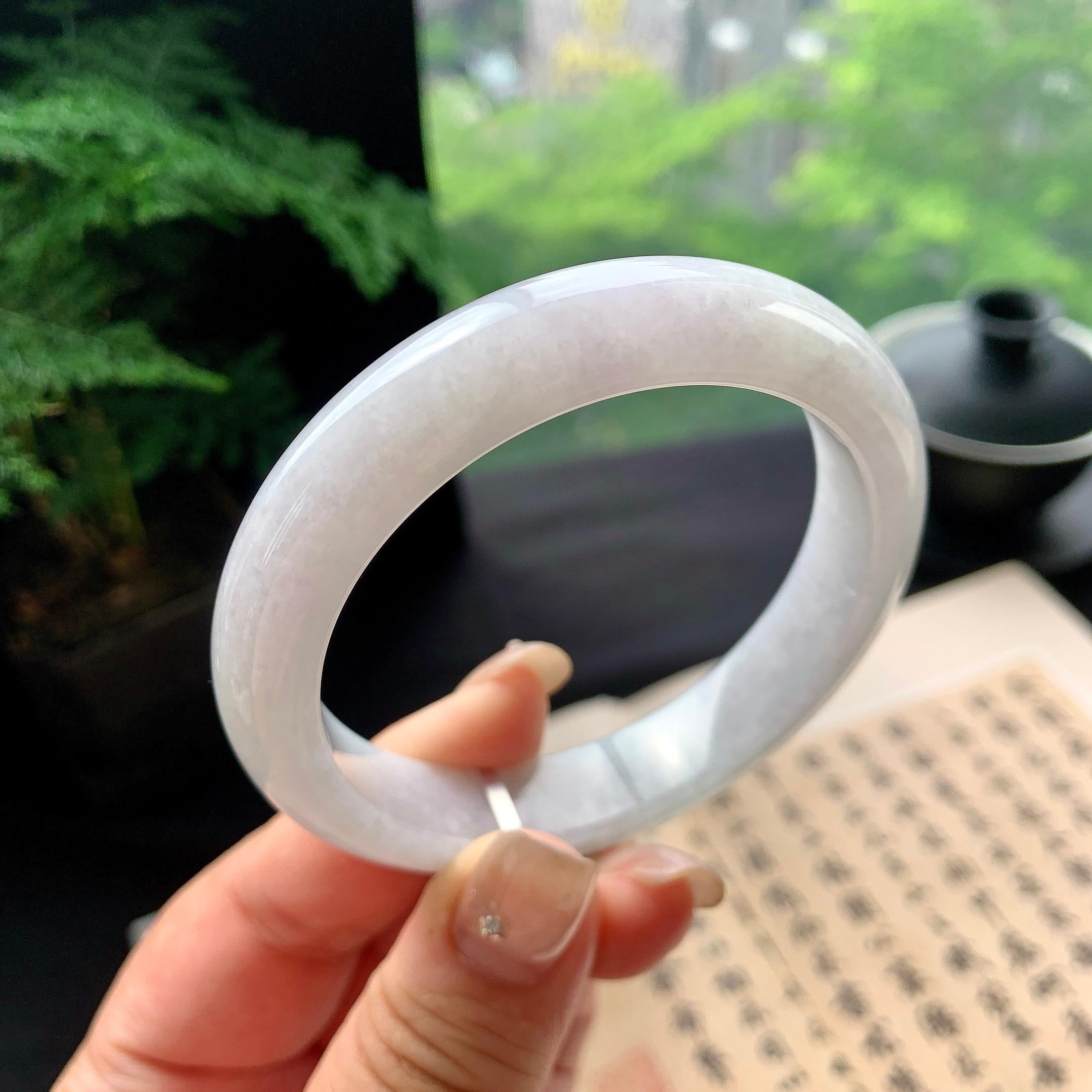 细糯种淡紫罗兰正圈平安镯 56.2圈口 天然缅甸A货翡翠（yc473087）