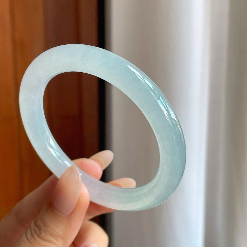 冰种蓝晴底翡翠圆条手镯（54mm）（yc242097）