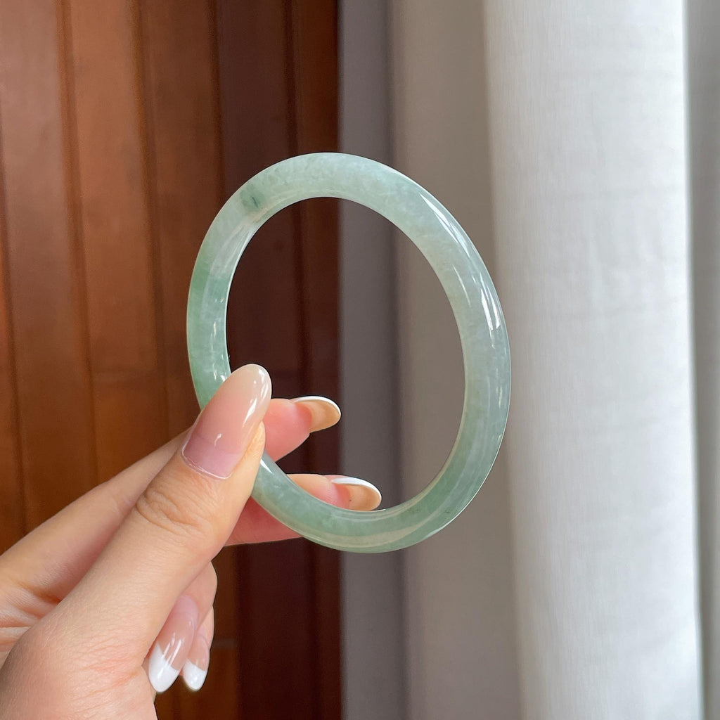 糯冰晴底翡翠圆条手镯（58.8mm)（yc424975）