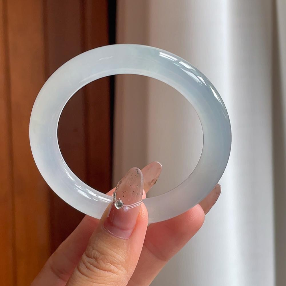 冰种淡底色圆条翡翠手镯（52mm）（yc203190）