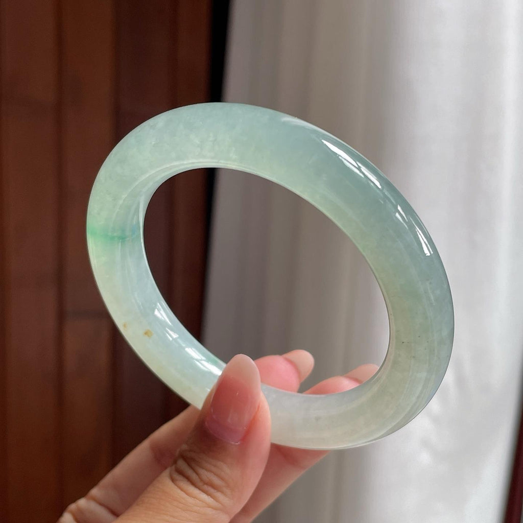 冰种起光晴底飘绿圆条手镯 54圈 天然缅甸A货翡翠（yc693851）