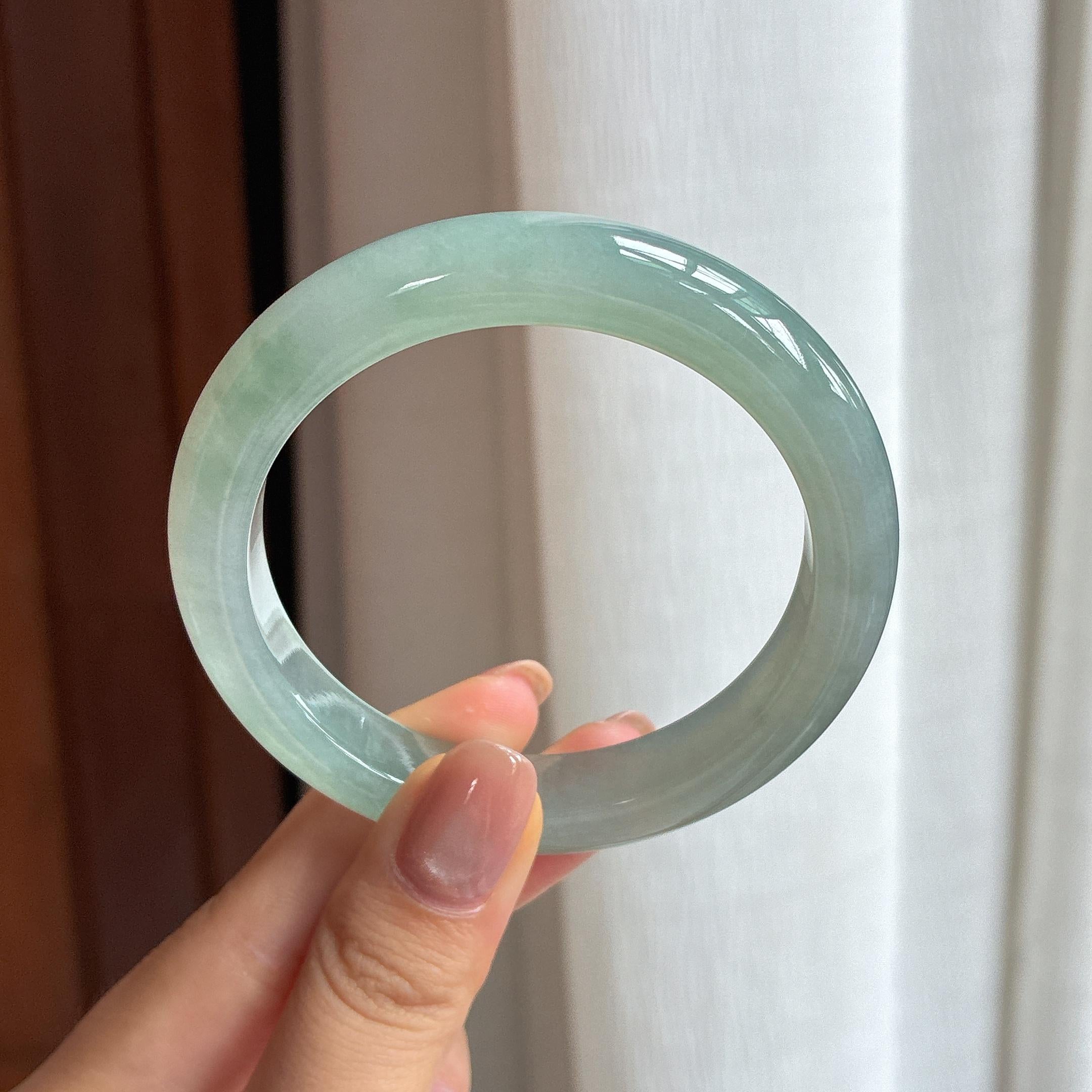 糯冰晴底翡翠平安镯（55.6mm)（yc424285）