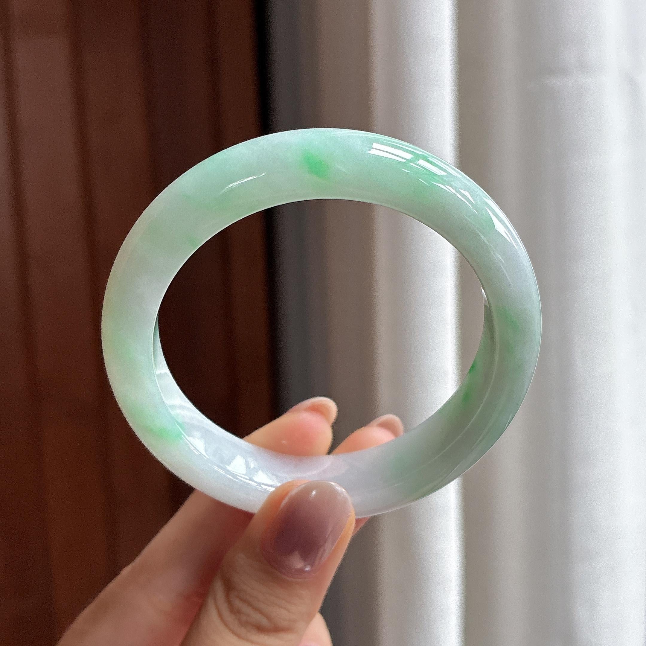 细糯种飘绿花正圈平安镯 52圈 天然缅甸A货翡翠（yc502398）