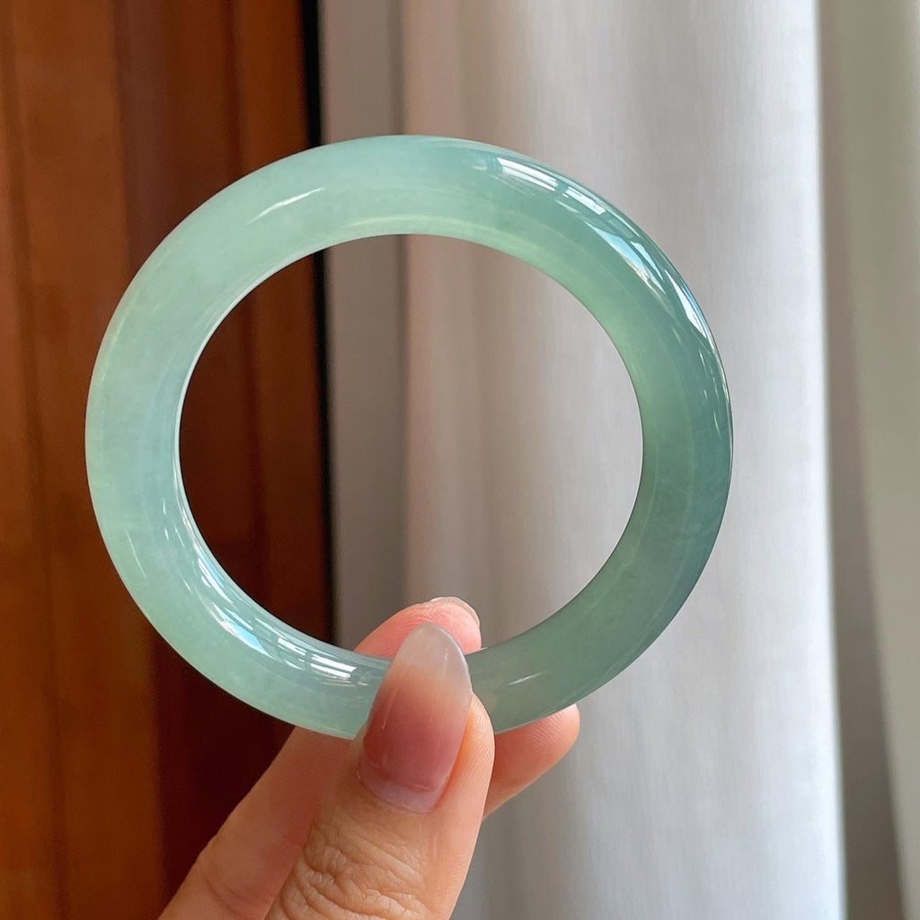冰种湖水绿翡翠圆条手镯（54.5mm）（yc313025）