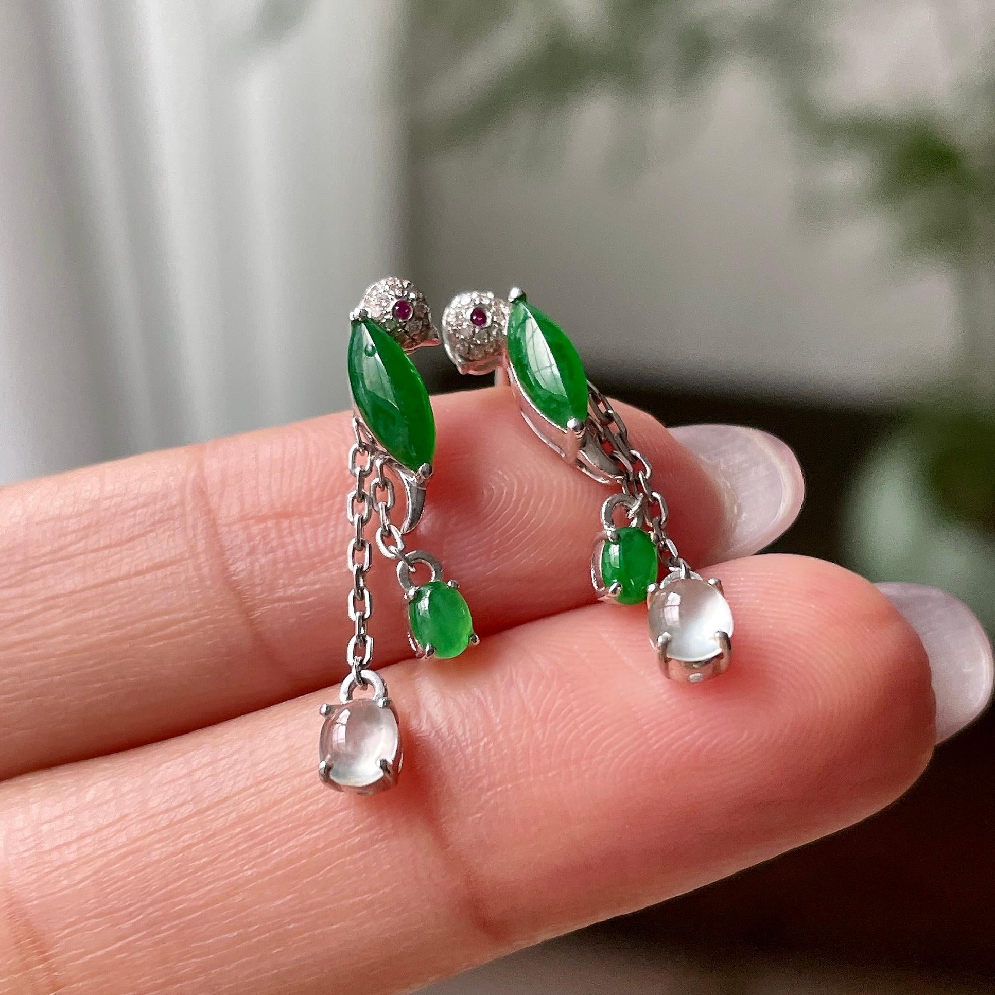 18k金钻镶糯冰种满绿随型耳钉   天然缅甸A货翡翠（yc319045）