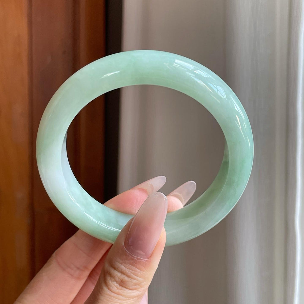 糯冰晴底翡翠平安镯（58.2mm）（yc282588）