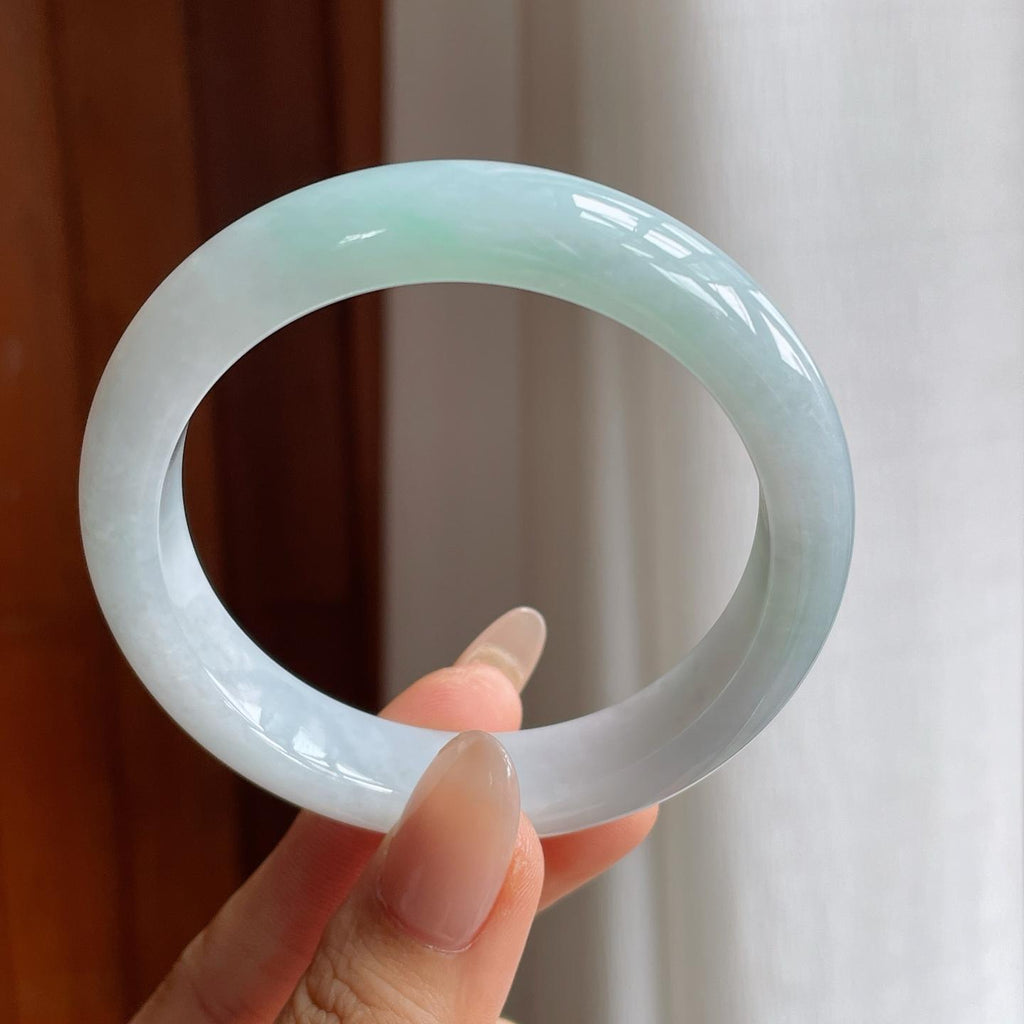 糯种带色翡翠平安镯（56.2mm）（yc240462）