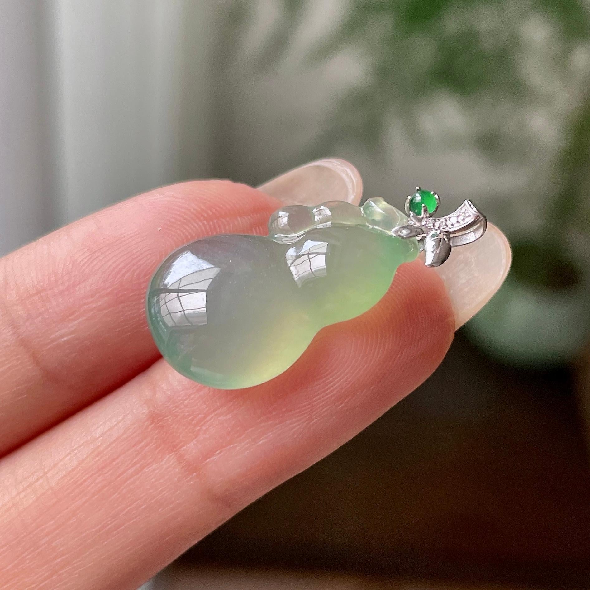 18k金钻镶冰种晴水葫芦吊坠   天然缅甸A货翡翠（yc345025）