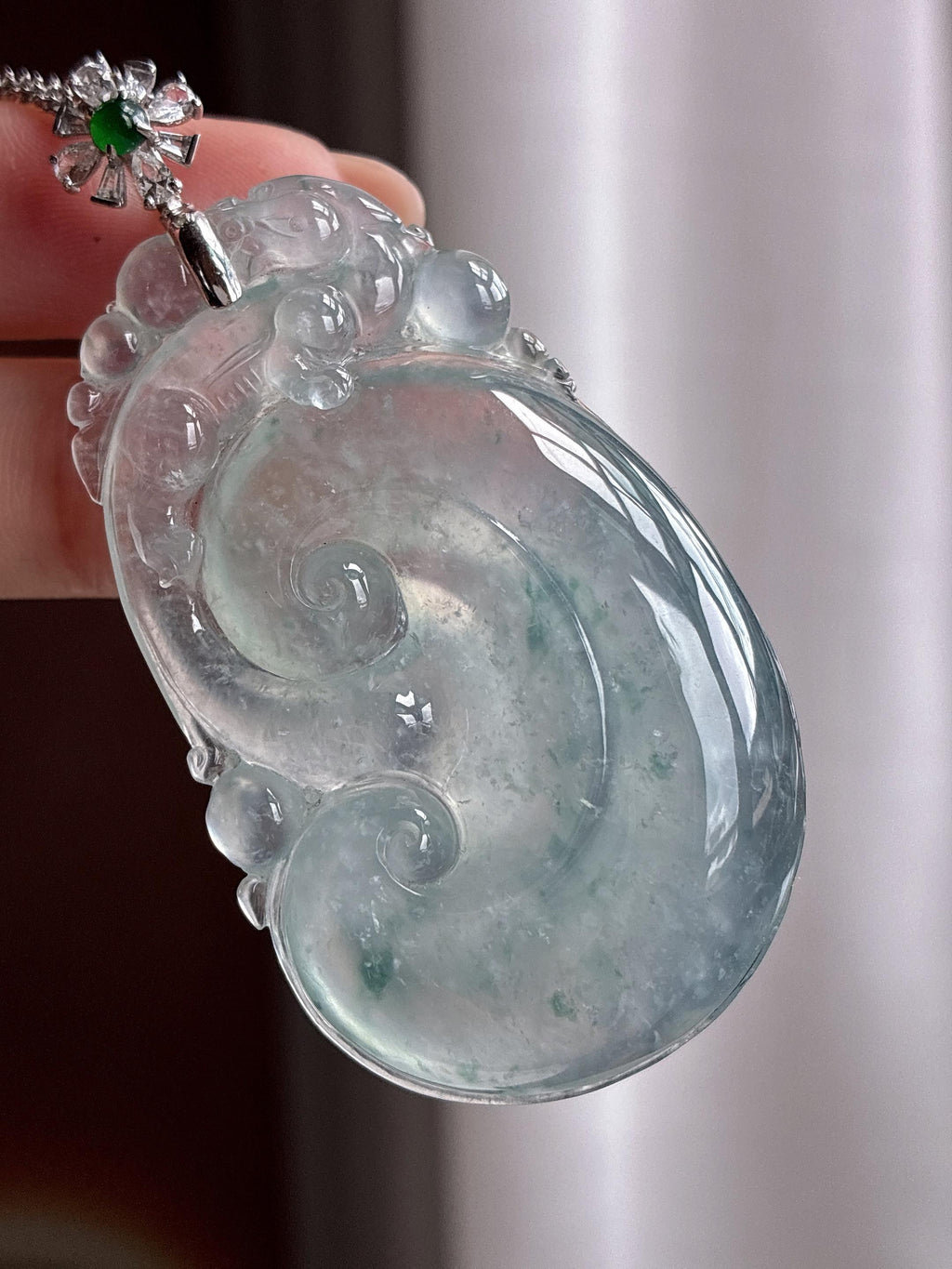 18k金扣头冰种飘花如意挂件 天然缅甸A货翡翠（yc528679）