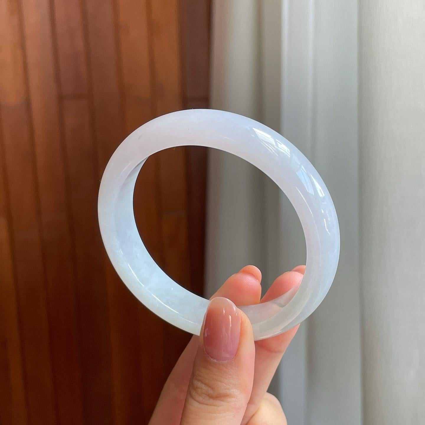 糯冰淡底色翡翠平安镯（57.3mm)（yc323180）