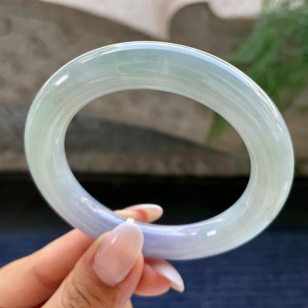 细糯种春彩圆条手镯     55.3圈     天然缅甸A货翡翠（yc408841）
