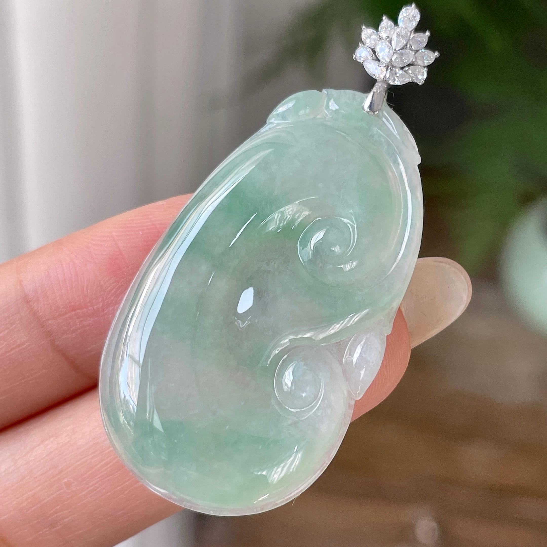 18k金钻镶糯冰种飘花如意吊坠    天然缅甸A货翡翠（yc355321）