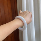 细糯冰淡春底翡翠平安镯（60mm）（yc274570）