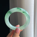 糯冰种晴底飘花翡翠圆条手镯（55.3mm）（yc380332）
