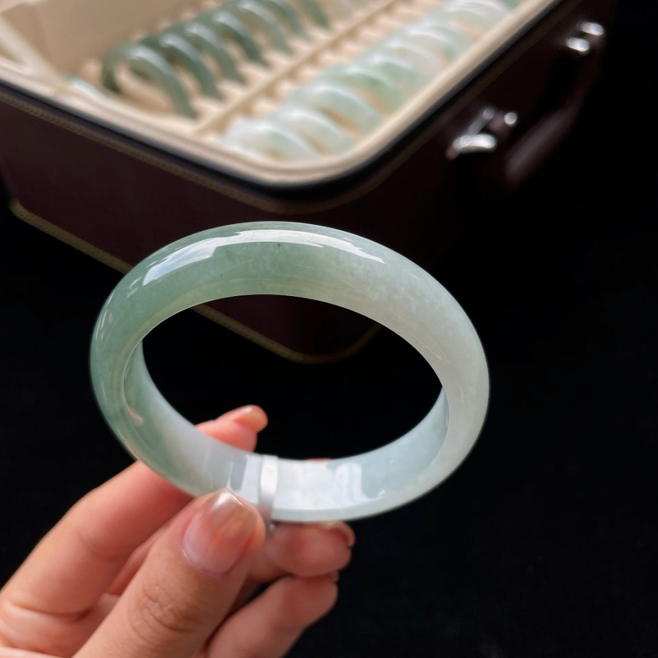 糯冰半山半水正圈翡翠手镯（56.5mm）（yc017415）