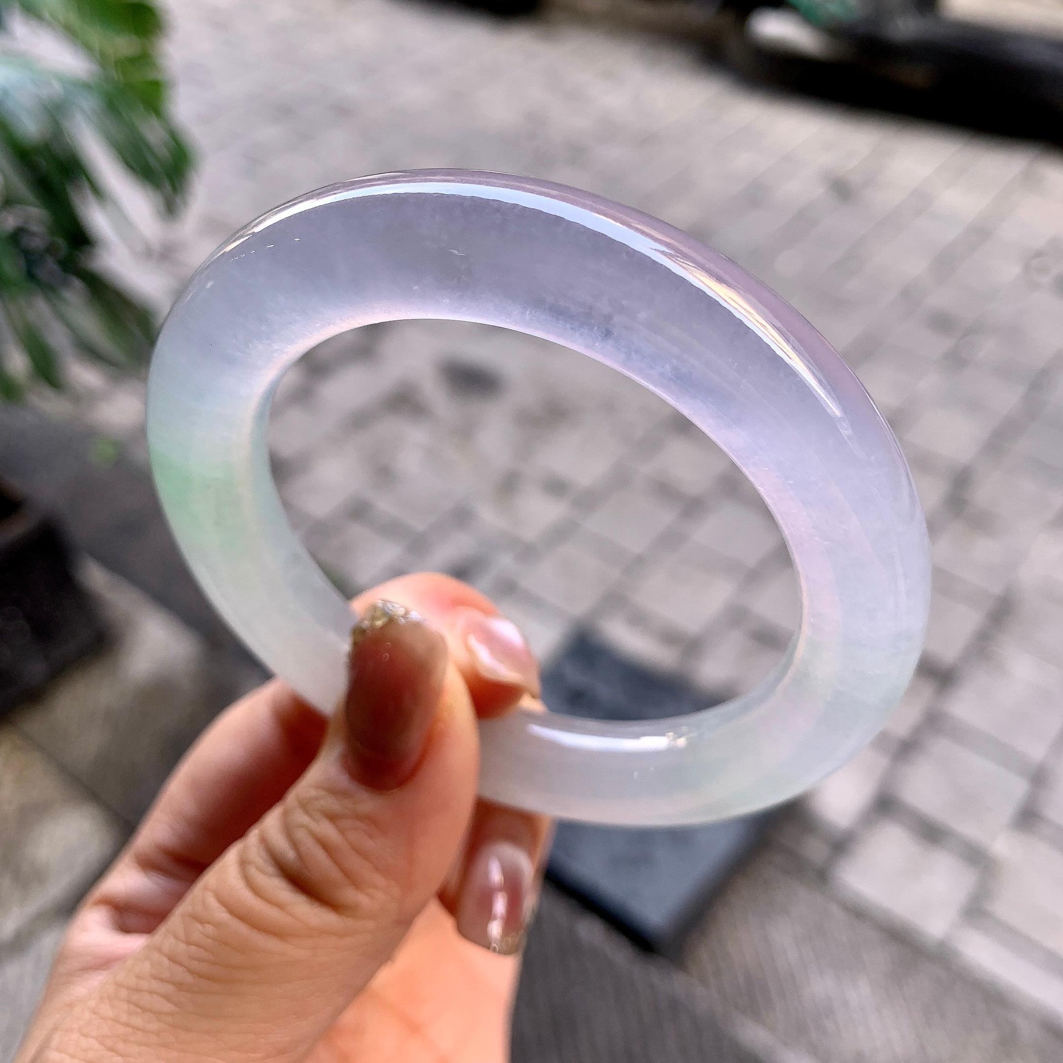 冰种淡春彩圆条手镯（54.7mm）（yc292640）