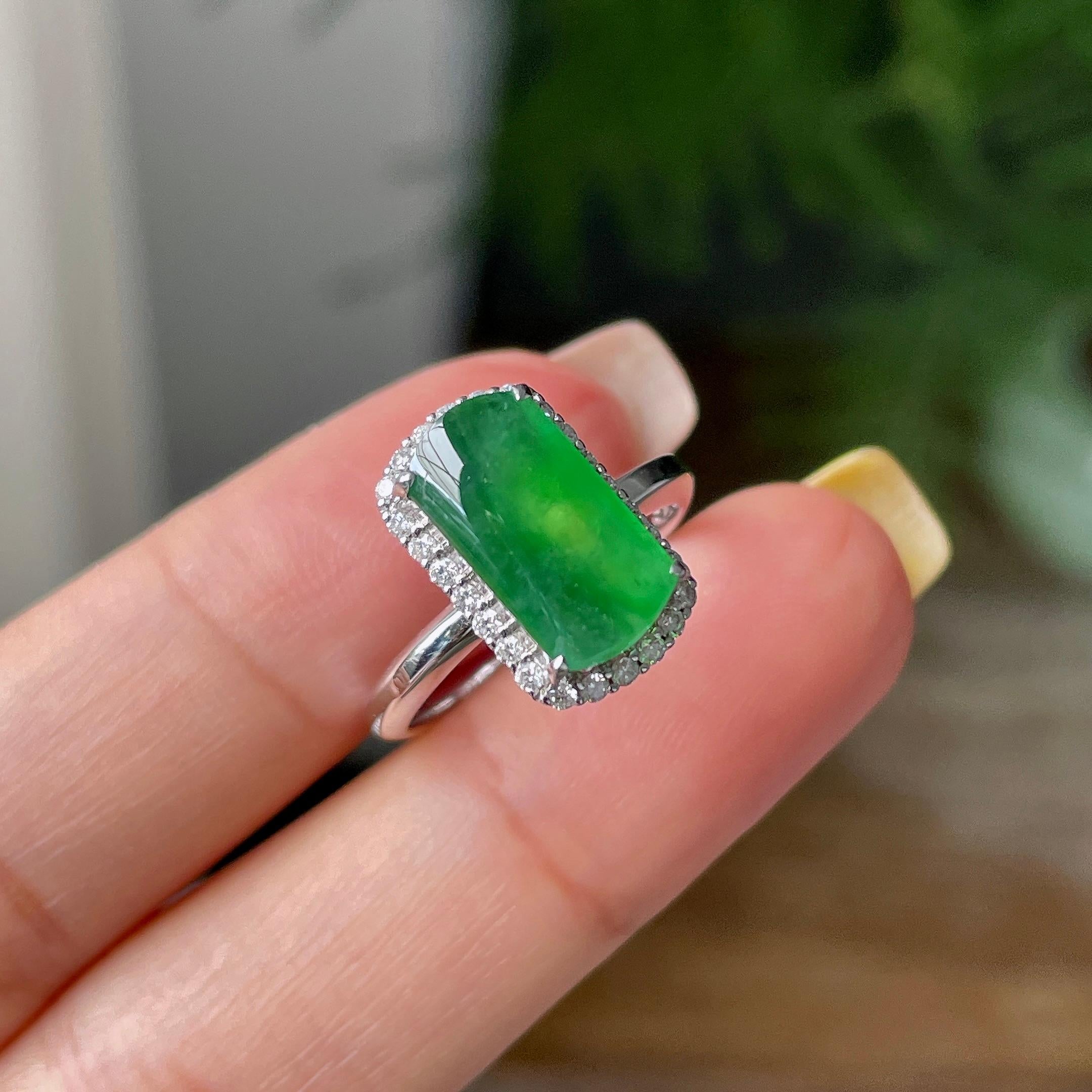 18k金钻镶冰种满绿马鞍戒指    天然缅甸A货翡翠（yc362076）