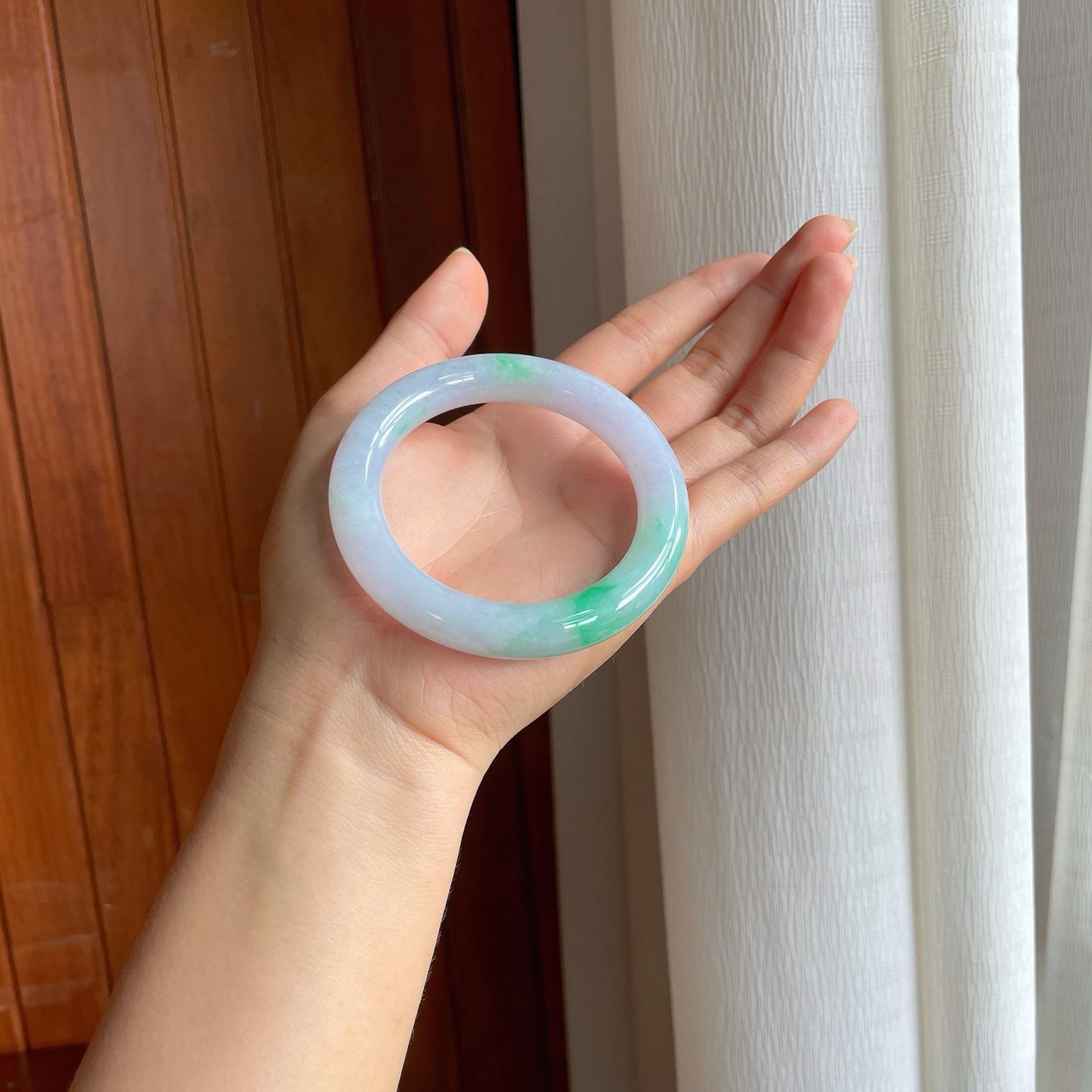 糯冰白底青翡翠圆条手镯（57mm)（yc397582）