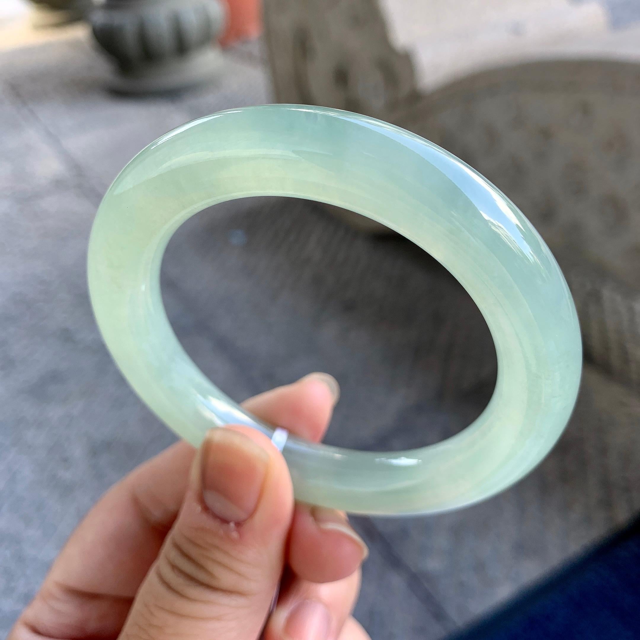 糯冰种晴底飘花圆条手镯（54.8mm）（yc223258）