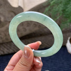 细糯种晴底飘蓝花圆条手镯 56.6圈口 天然缅甸A货翡翠（yc381956）