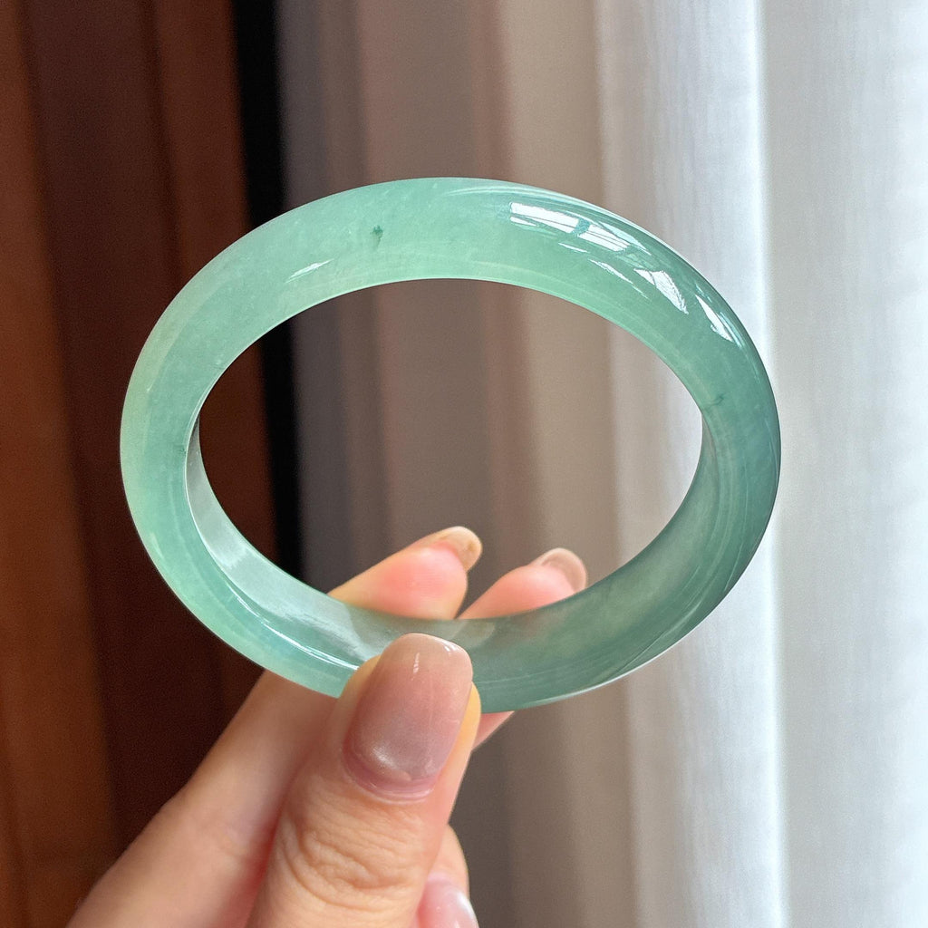冰种起光湖水绿翡翠贵妃镯 55圈（yc435385）