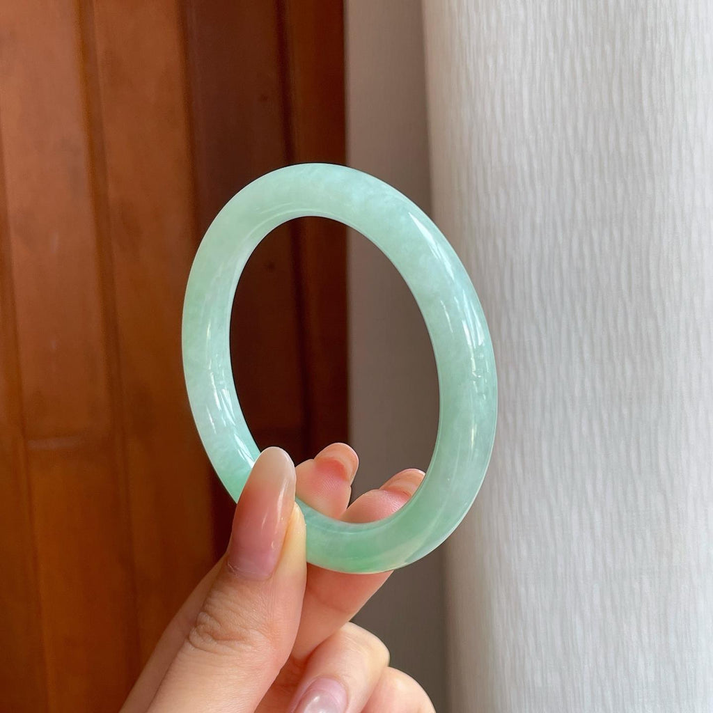 糯冰晴水翡翠圆条手镯（53mm)（yc370371）