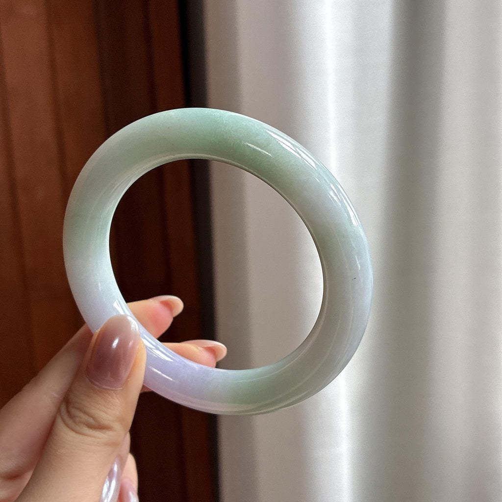 细糯冰春带彩圆条手镯 58圈 天然缅甸A货翡翠（yc537658）