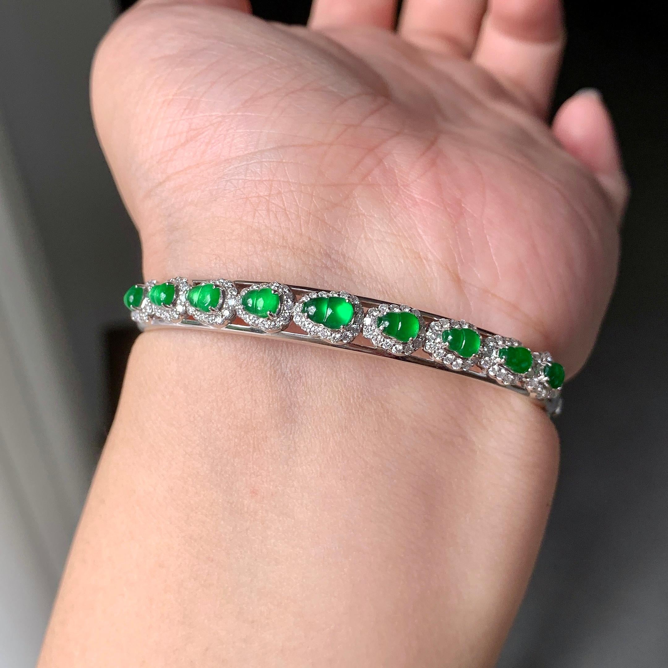 18K金钻镶糯冰种满绿葫芦贵妃手镯（活扣）（yc246599）