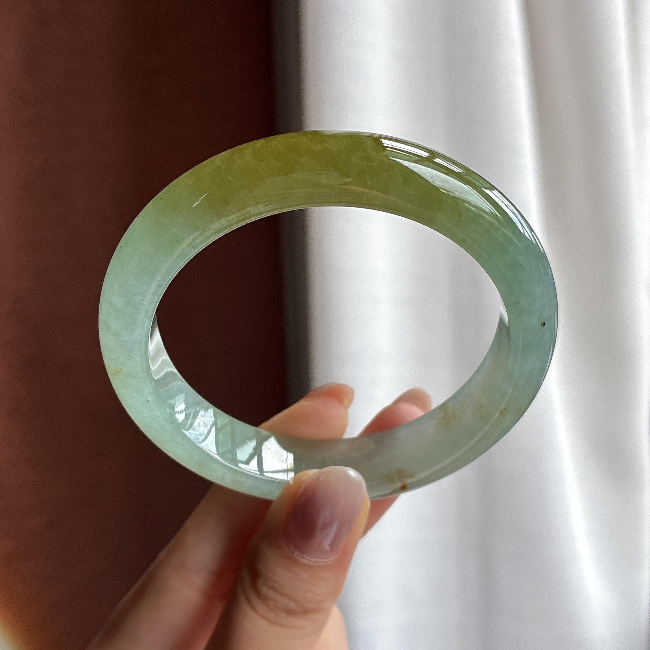 糯冰晴底黄翡带洒金正圈平安镯 55圈 天然缅甸Ａ货翡翠（yc528670）