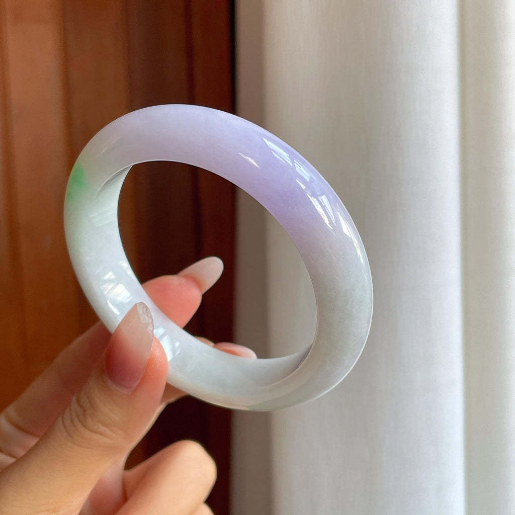 糯冰春带彩翡翠平安镯（57.5mm）（yc310368）
