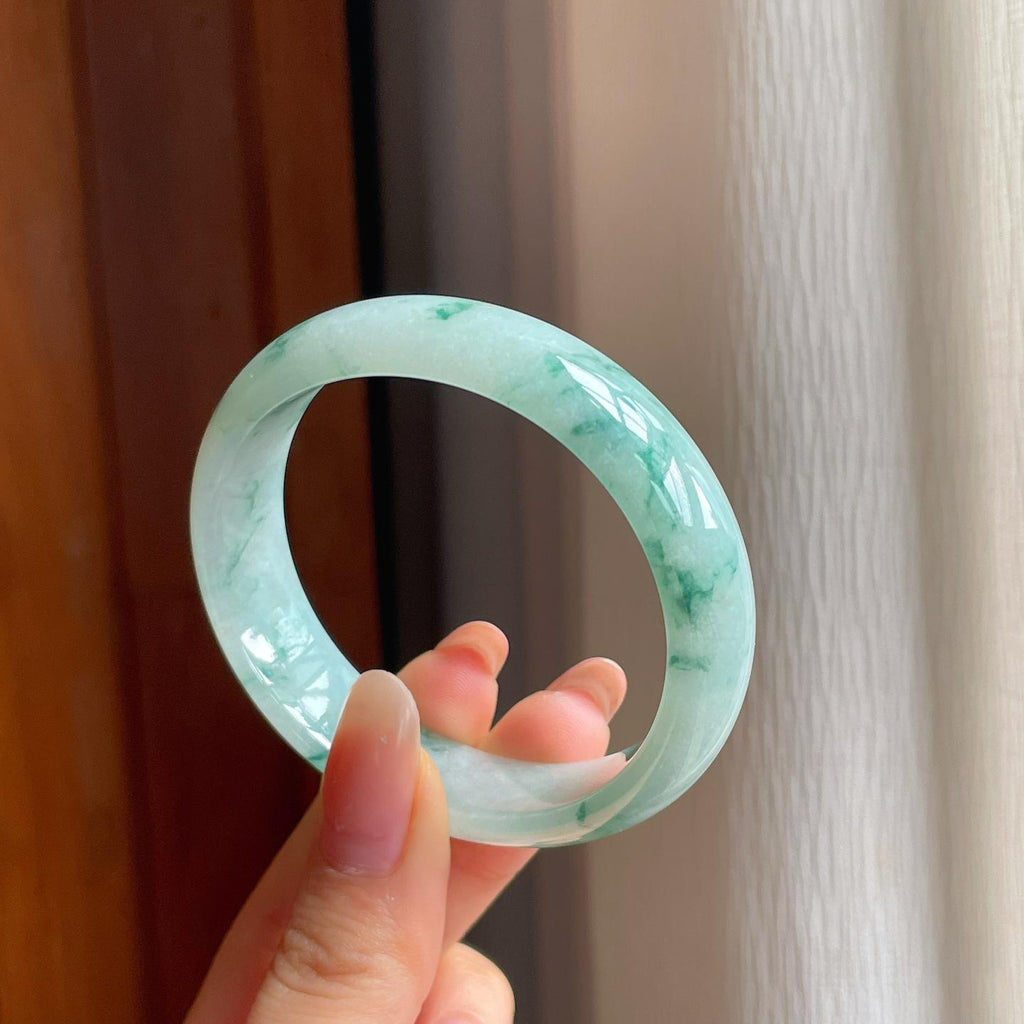 糯冰飘花翡翠贵妃镯（53.5mm）（yc358332）