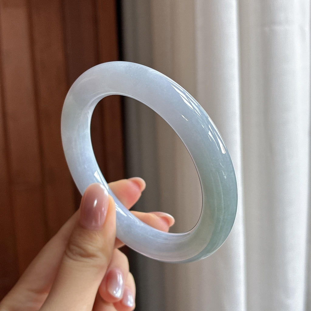 细糯冰春带彩圆条手镯 57圈 天然缅甸A货翡翠（yc502737）