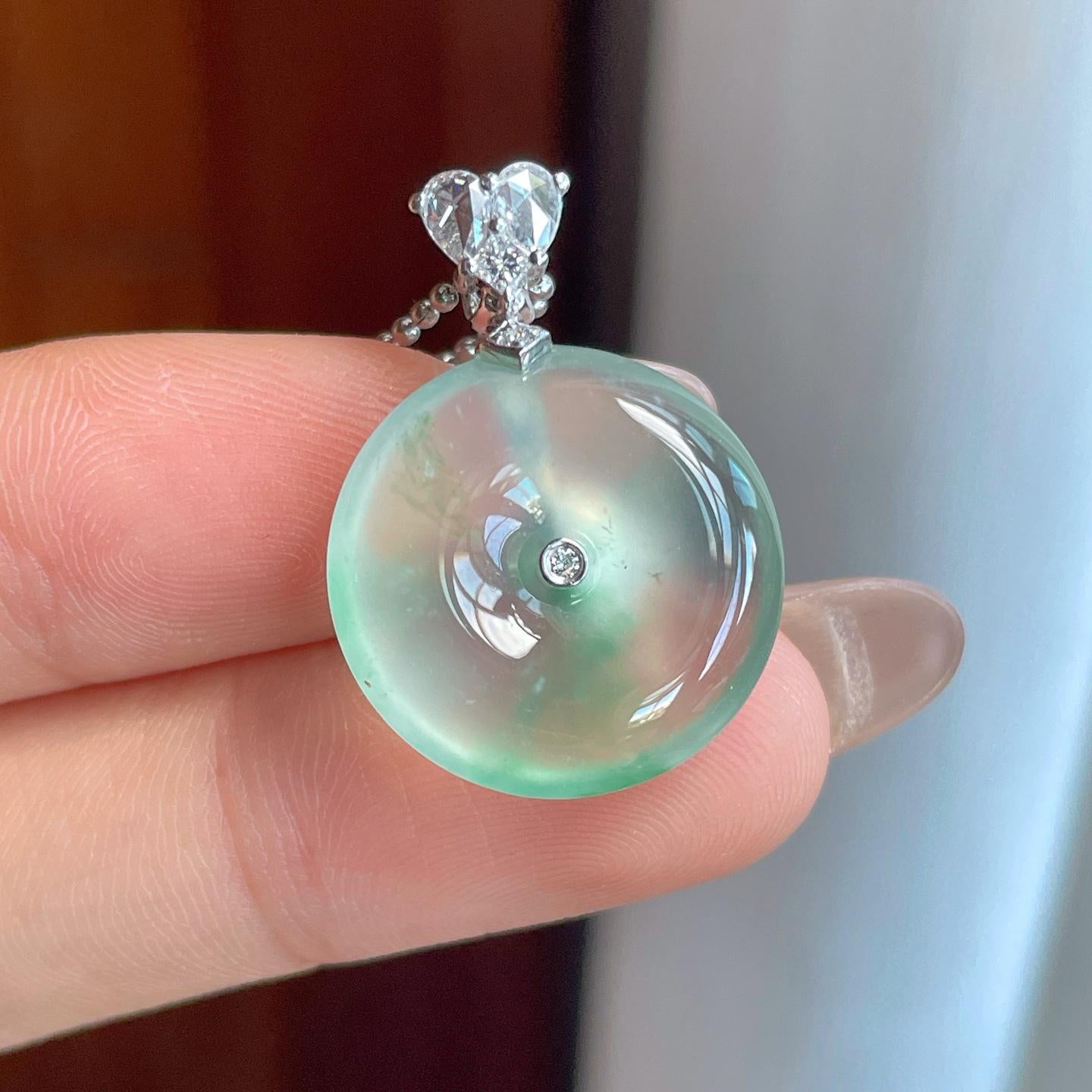 18k金扣冰种飘绿花翡翠平安扣（yc241856）