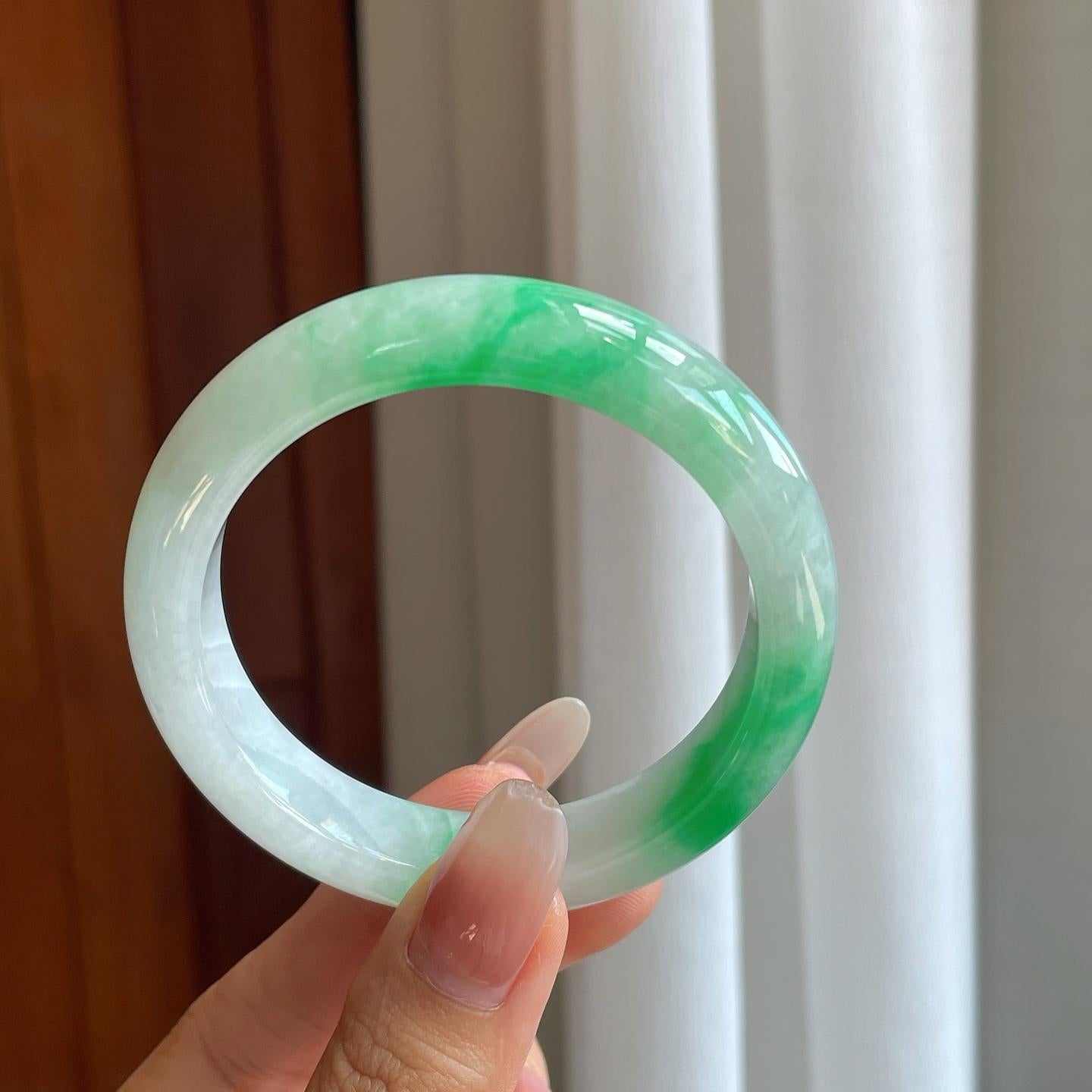 糯冰带色翡翠平安镯（54.5mm）（yc274567）