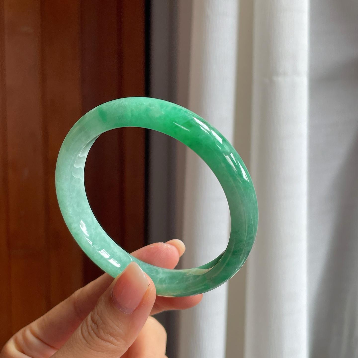 糯冰带色翡翠平安镯（59.3mm）（yc407614）
