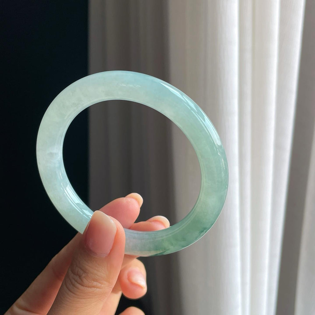冰种飘花圆条翡翠手镯（56.6mm）（yc389491）