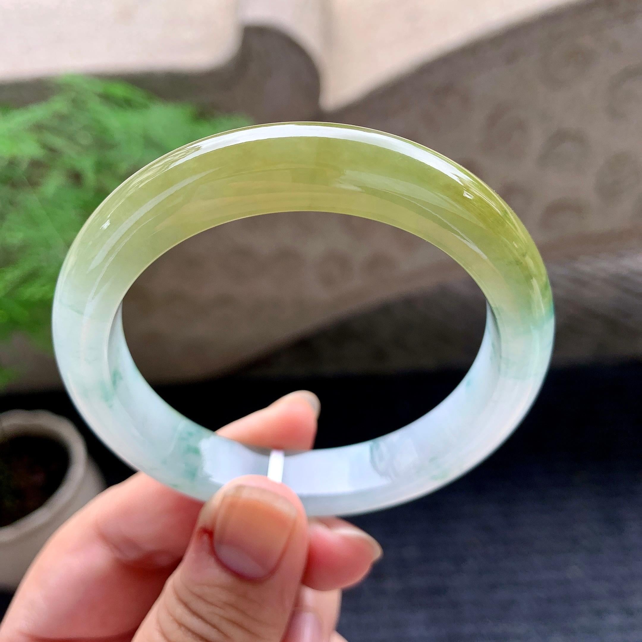 细糯种黄翡飘花平安镯（55.5mm）（yc196501）