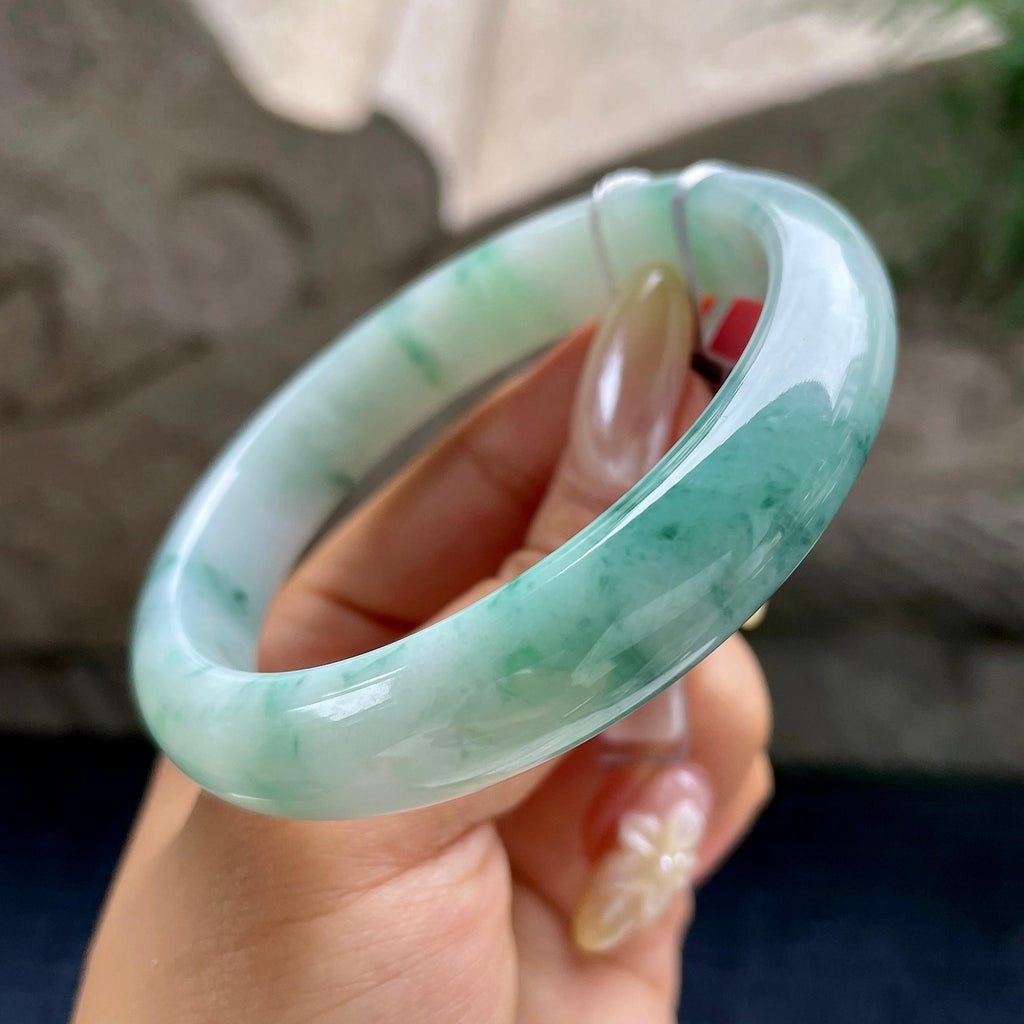 大圈口         细糯种飘花正圈平安镯58圈           天然缅甸A货翡翠（yc460685）