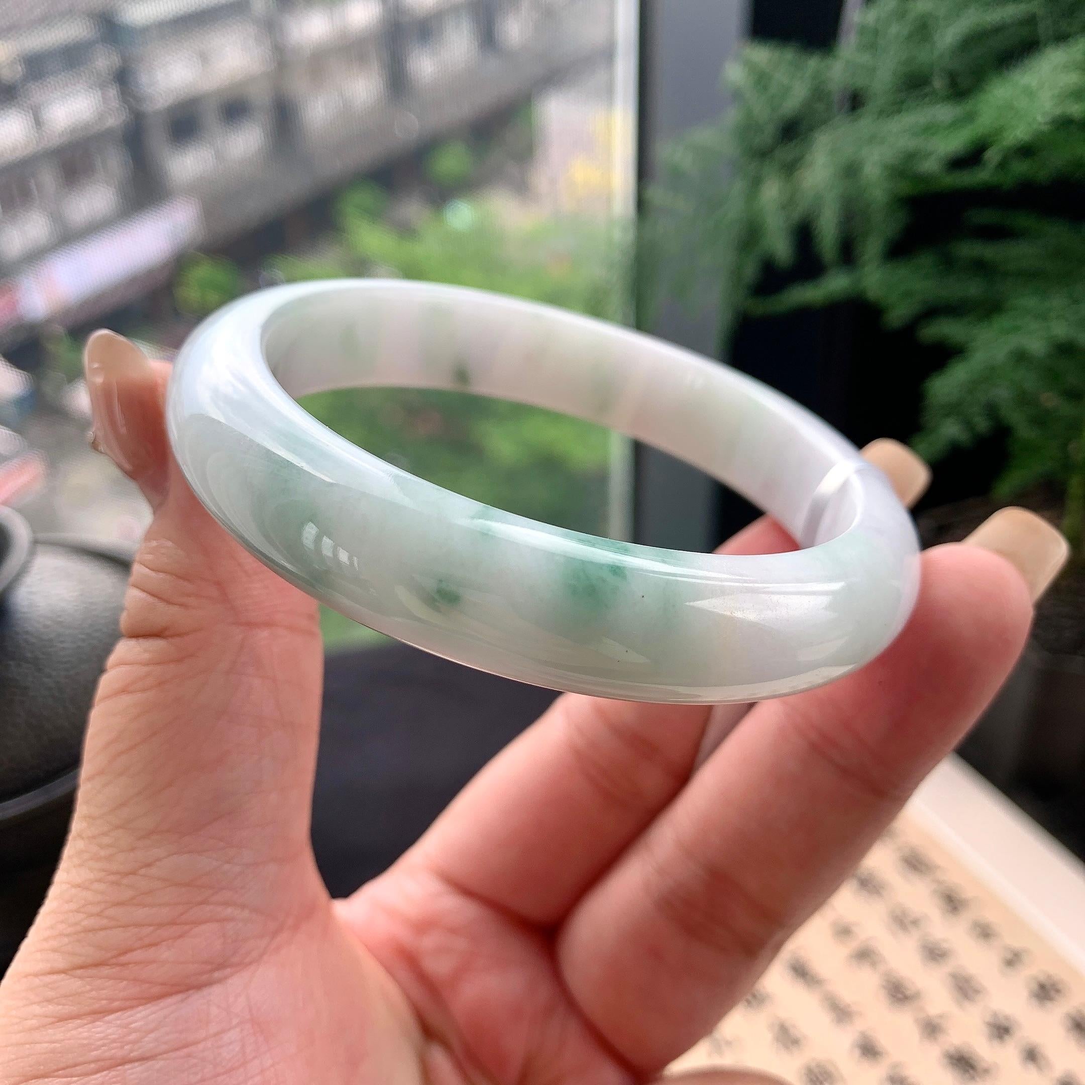 大圈口 细糯种飘绿花正圈平安镯 59圈口 天然缅甸A货翡翠（yc477609）