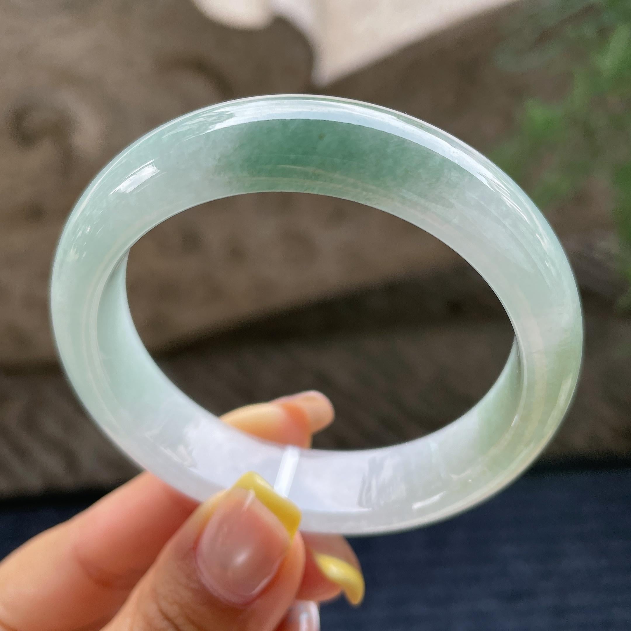 细糯种飘花正圈平安镯54.4圈         天然缅甸A货翡翠（yc381953）