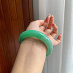 糯冰满绿翡翠平安镯（53mm）