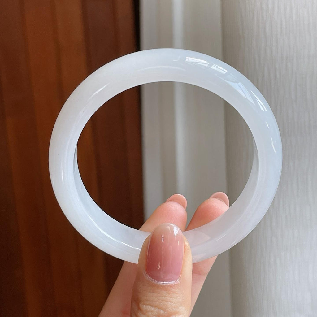 糯冰种白月光翡翠平安镯（55.6mm)（yc323654）