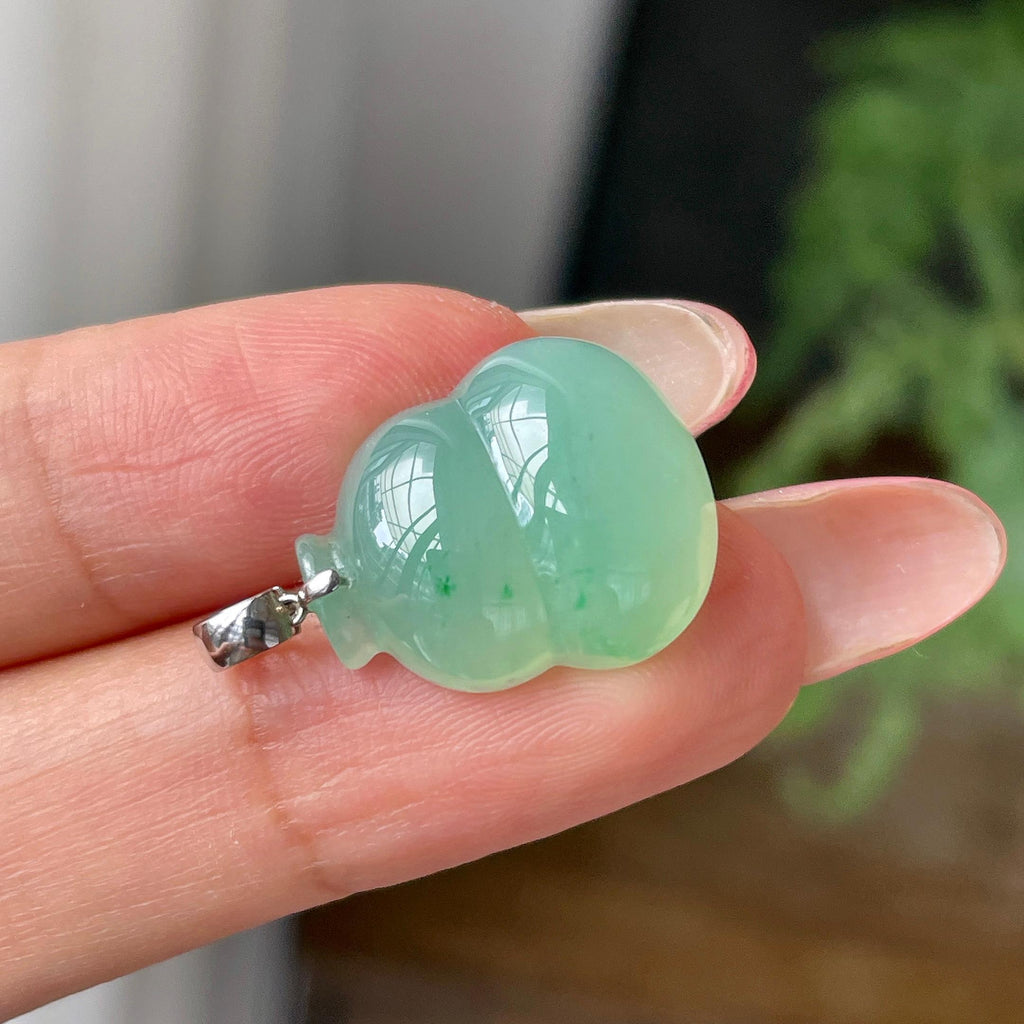 18k金糯冰种晴底飘绿葫芦吊坠          天然缅甸A货翡翠（yc447353）